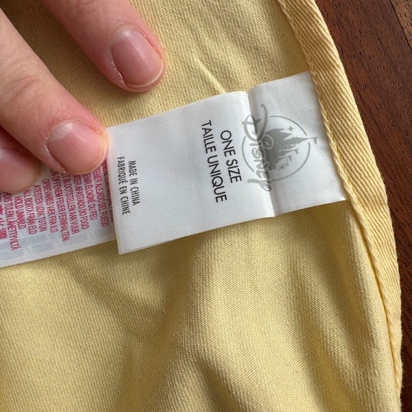 DISNEY - Beauty and the Beast - BELLE - Kids Apron - Picture 2 of 3